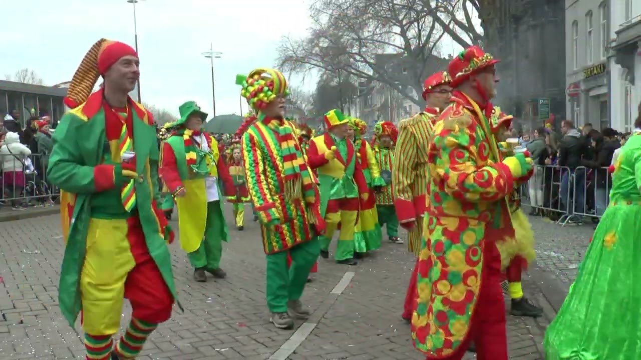 Grote carnaval optocht Maastricht 2023    ( kortere versie ) video Albert Nooij