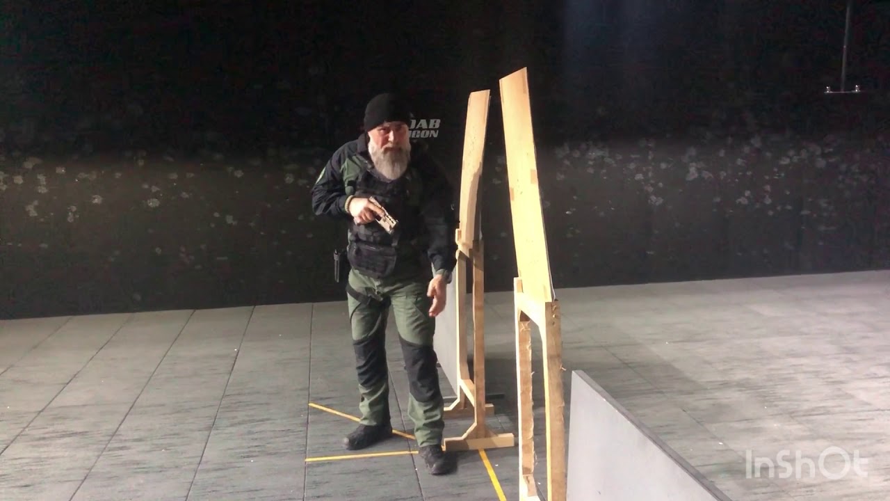 Meskun Mahal Tek Kişi Oda Giriş & Temizleme Teknikleri. One man room enter & clear. CQB
