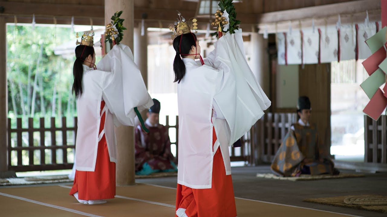 美保神社・朝御饌（あさみけ）・巫女舞　Miko-kagura・真の神楽 MIHO SHRINE、MIKO-MAI