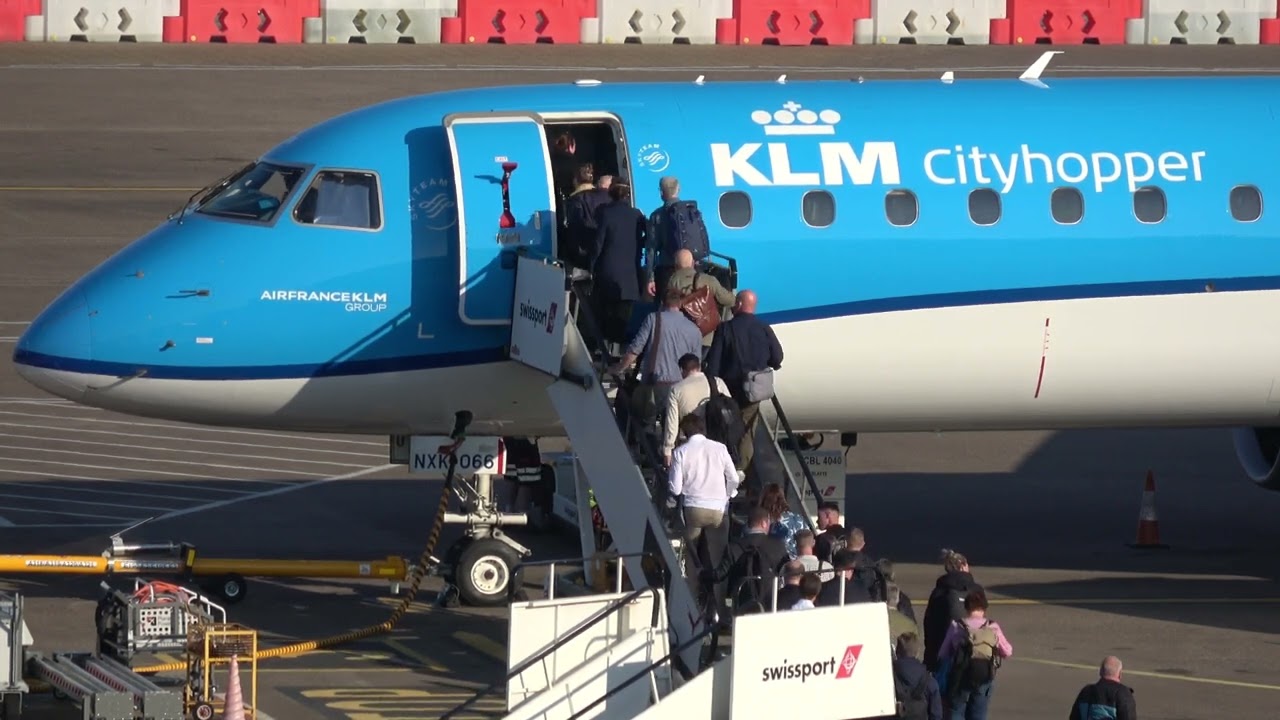 Epic KLM Cityhopper Embrear E195-E2 PH-NXK park , disembark , embark pushback Southampton (EGHI)