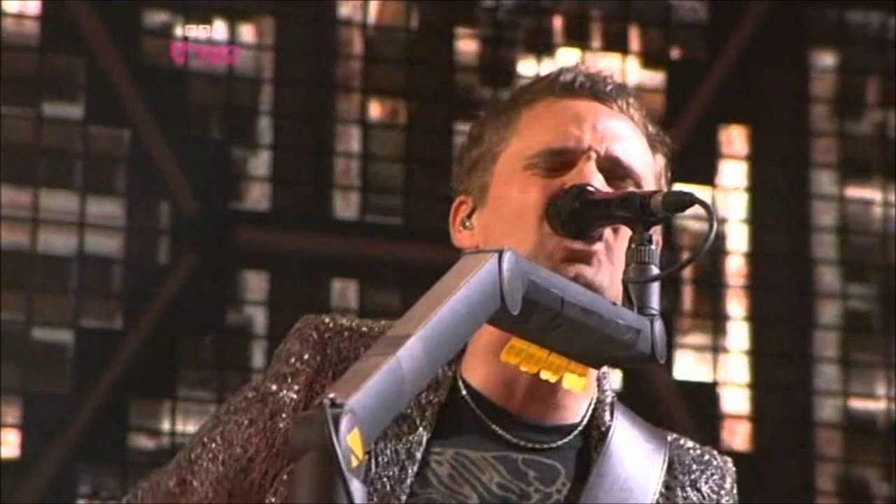 Muse - Headup + Interlude + Hysteria (T In The Park 2010)