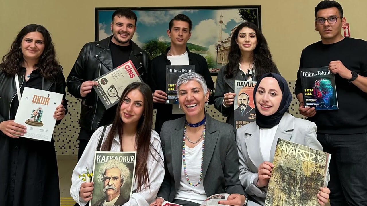 Dekanlarımız Anlatıyor - İletişim Fakültesi