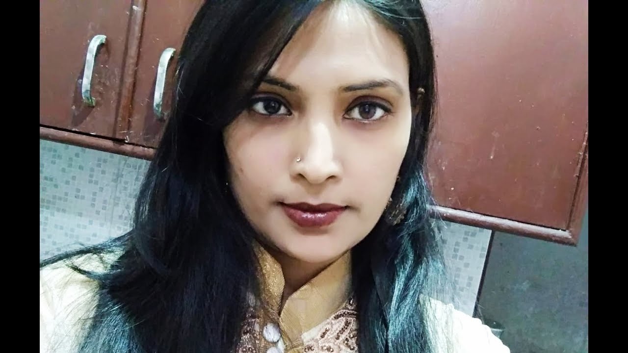 Indian housewife simple and basic make up routine II Indian vlogger pinki
