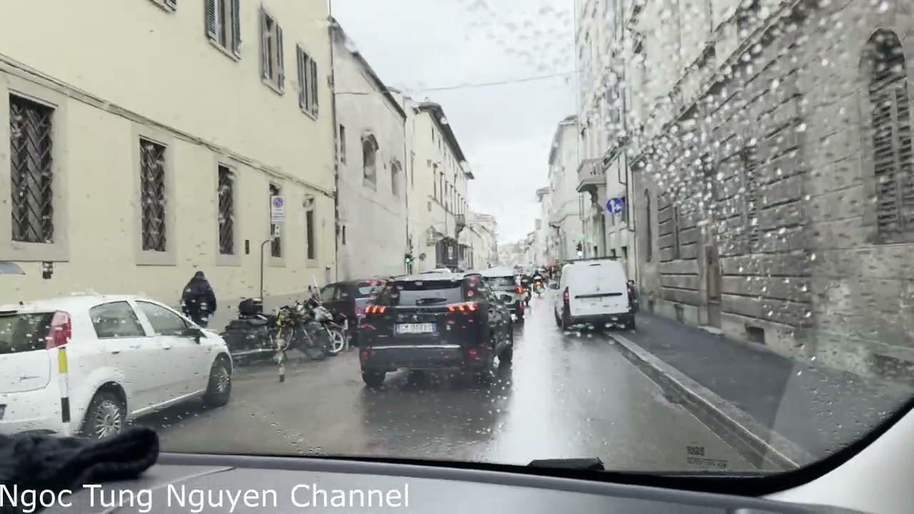 [4K] Driving around Florence street Đường phố Florence Italy