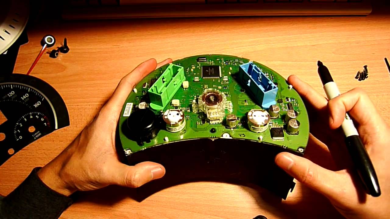 2008 Beetle: Dissect Instrument Cluster