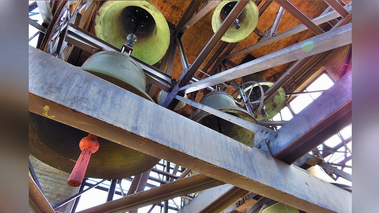 Kempten im Allgäu (D) Die Glocken der Pfarrkirche Mariä Himmelfahrt in St.Mang