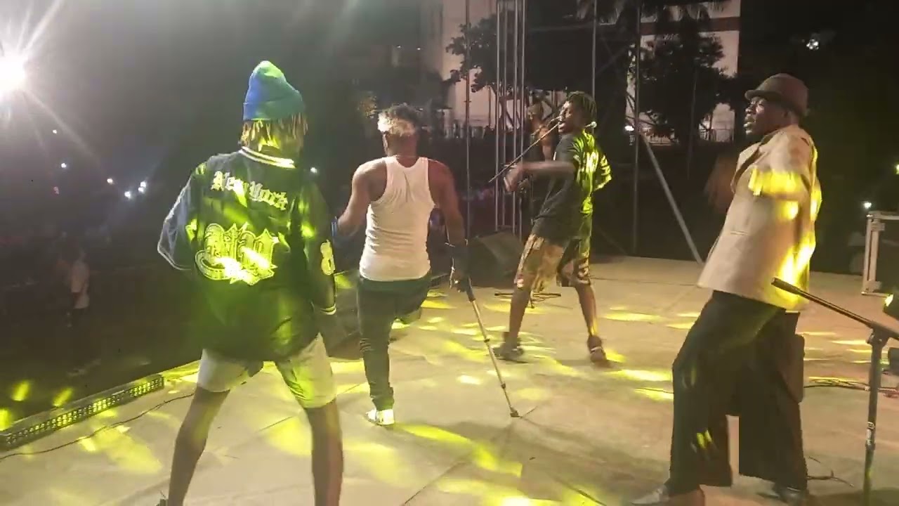 Zeben coup de pied prestation au concert de Zeben ARMONICA
