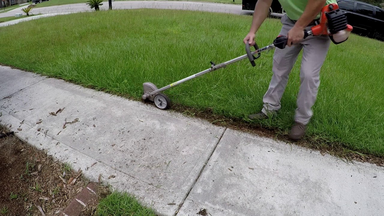 How To Manicure Your Lawn With An Edger  | Satisfying Front Yard Clean-Up