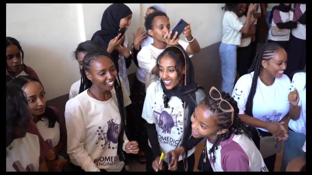 HALF LIFE IN HAWASSA UNIVERSITY ለማመን የሚከብድ የሀዋሳ ዩኒቨርስቲ አስገራሚ HALF LIFE አከባበር 2017