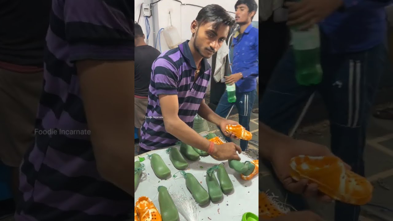 मात्र 12Rs/- की चप्पल😱😱 देखो Factory में Crocs कैसे बनते हैं😳😳