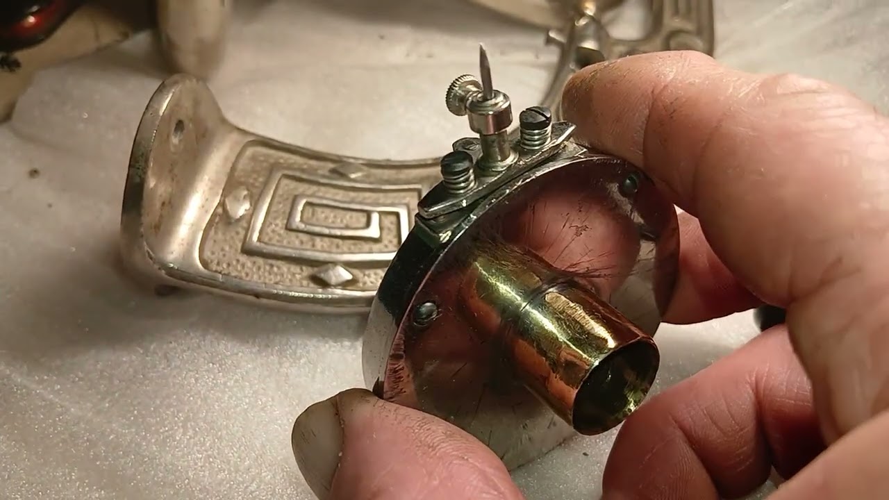 Мембрана (головка)граммофона - собрана и надпись не"IDEALE" a"JDEALE".