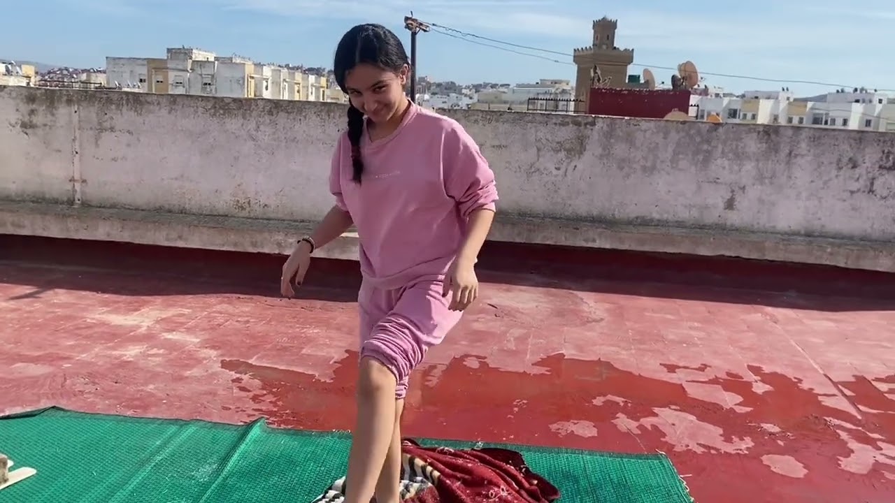نهار☀️مشمش غير ديال الصابون شكون لي فحالي كتلقى رحتها في الصابون في سطح 🌤️🌹🌹