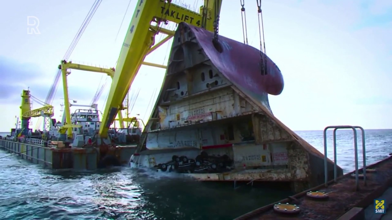 'Baggeraars graven het graf voor scheepswrakken'