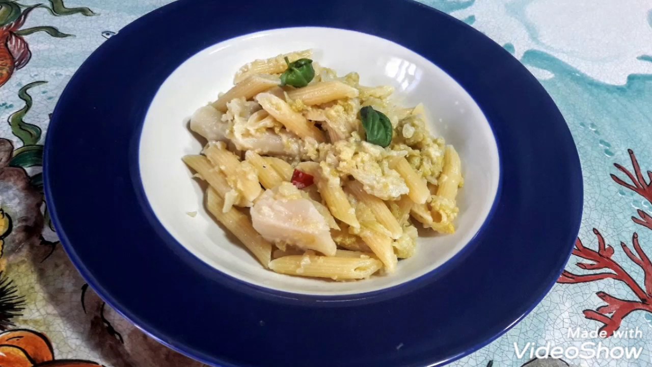 Penne con cavolo verde alla Siciliana