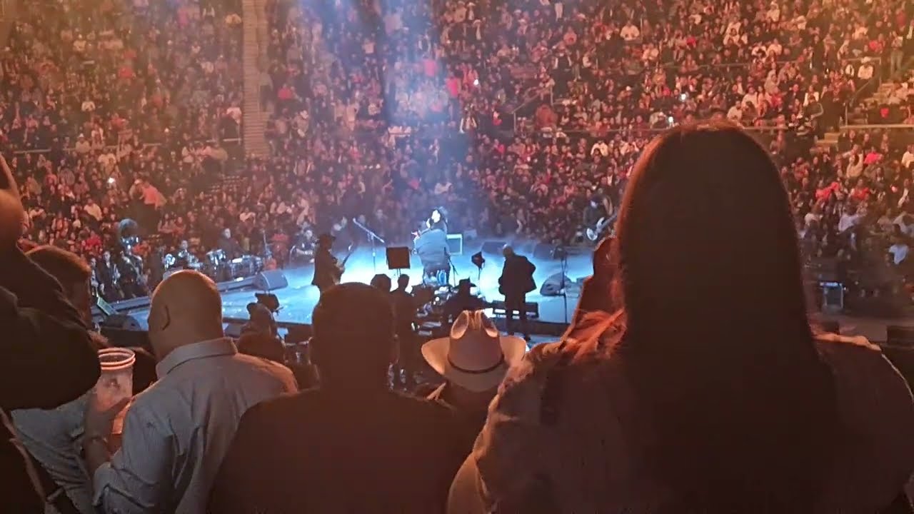 Alfredo Olivas en la Arena Monterrey 2023