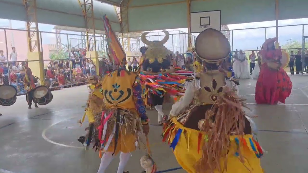 Boi Arco de Ouro de Arcoverde No Programa Brincantes Nas Escolas Na Cidade de Tabira-PE, Fundarpe.