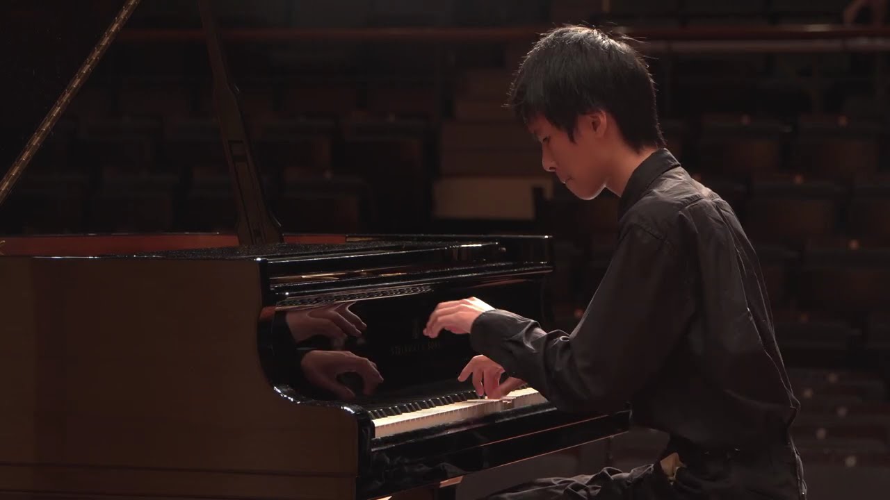 Debussy: Étude No. 5 pour les octaves / L'isle joyeuse