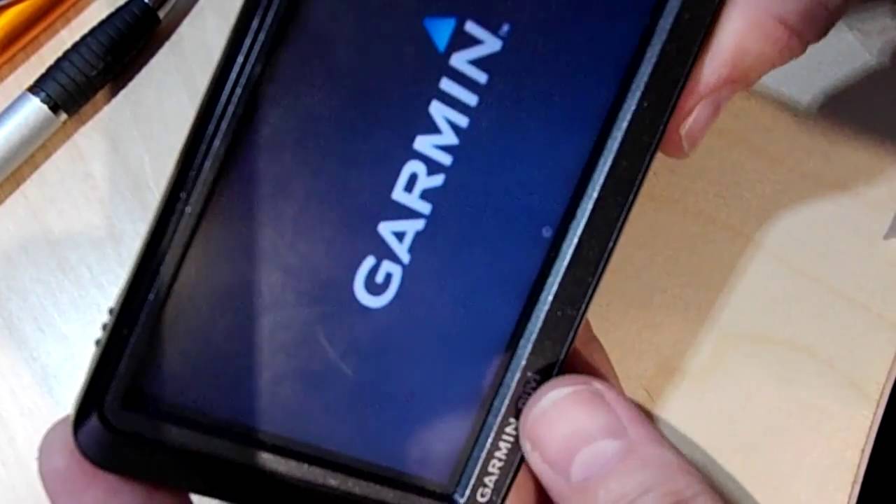 Garmin Nuvi 255w replacing battery inside GPS with ebay bought one.