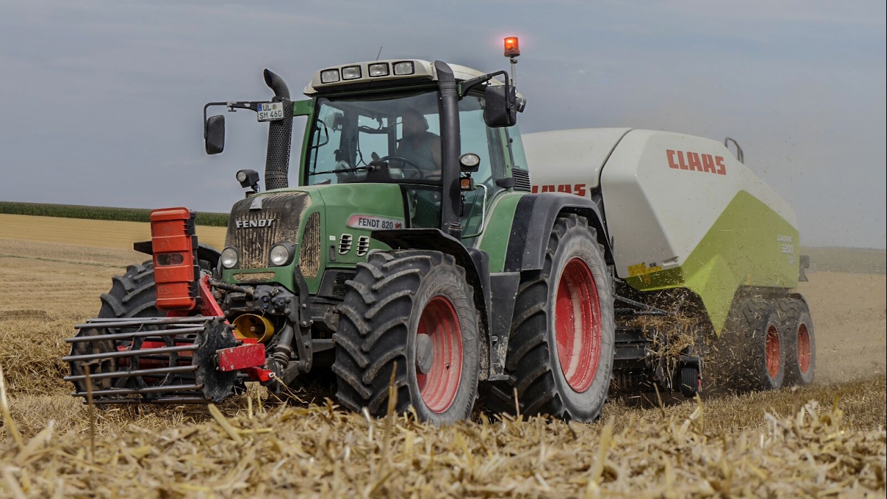 Stroh pressen | Fendt Vario 820 | Claas Quadrant 3200RC | Agrartechnik in Action