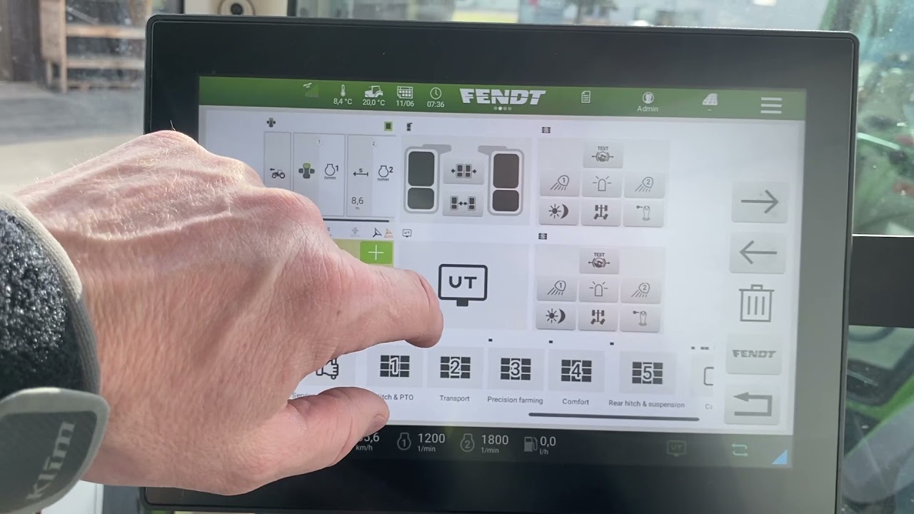 Universal Terminal and Transport Screen | FendtOne Terminal | Fendt Tractors