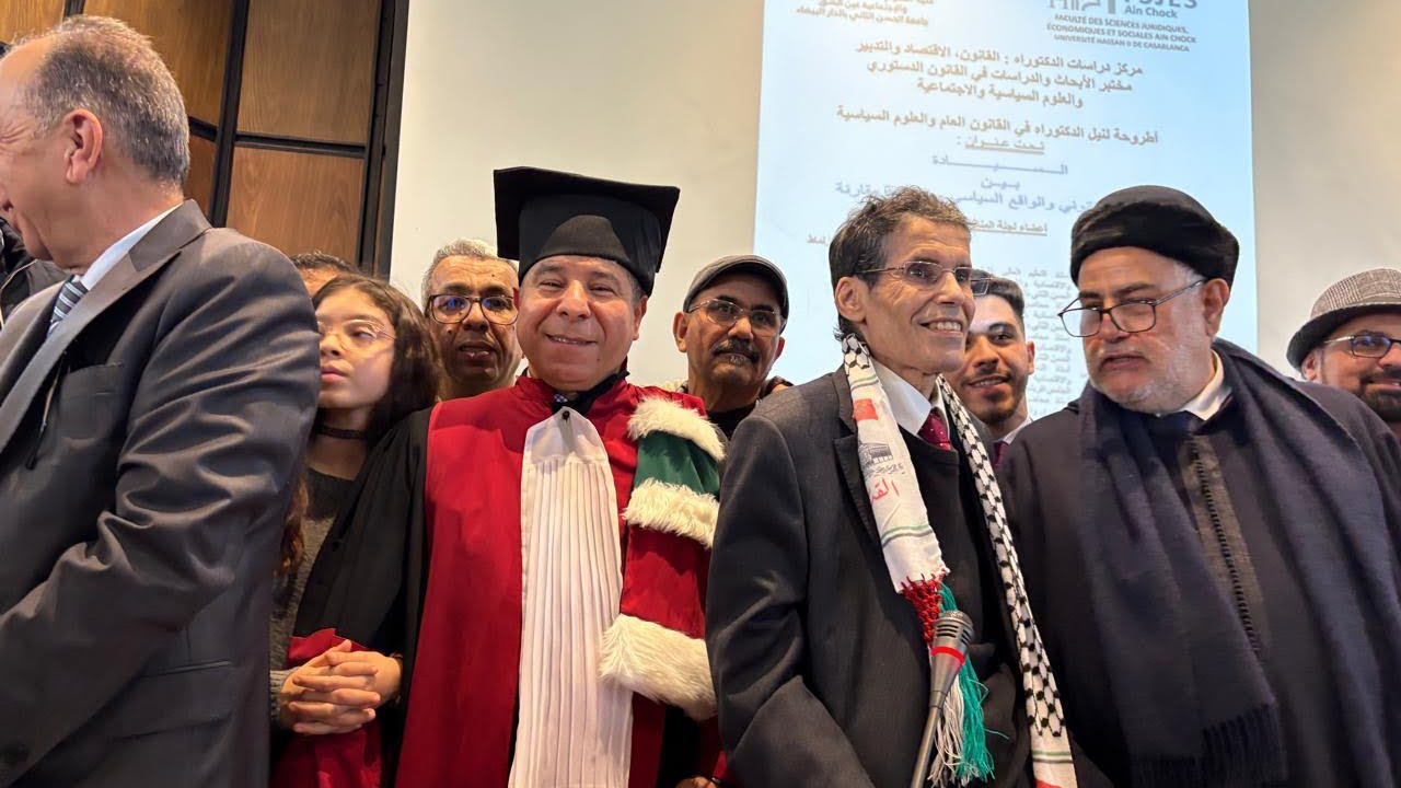 بورجى دكتور بميزة مشرف جدا وبحضور بنكيران والساسي  وباز وبزيز