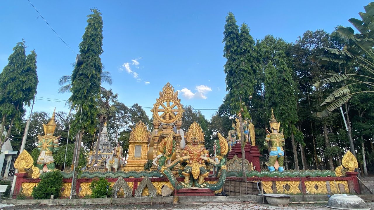 Dạo Xuân Biên Giới Tây Ninh - Cambodia, Khám Phá Chùa Kiri Sattray Menchay. 