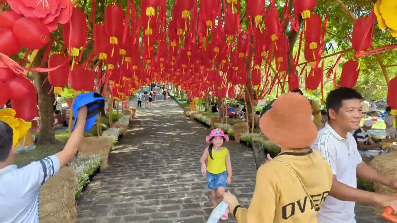 帶你走進 2026 越南春節：仙溪莫(suốimơ)公園的熱鬧紀錄與水上時光#越南旅遊#仙溪莫公園#Vlog#Suốimơ#VietnamTravel#ThácNước#địnhquán
