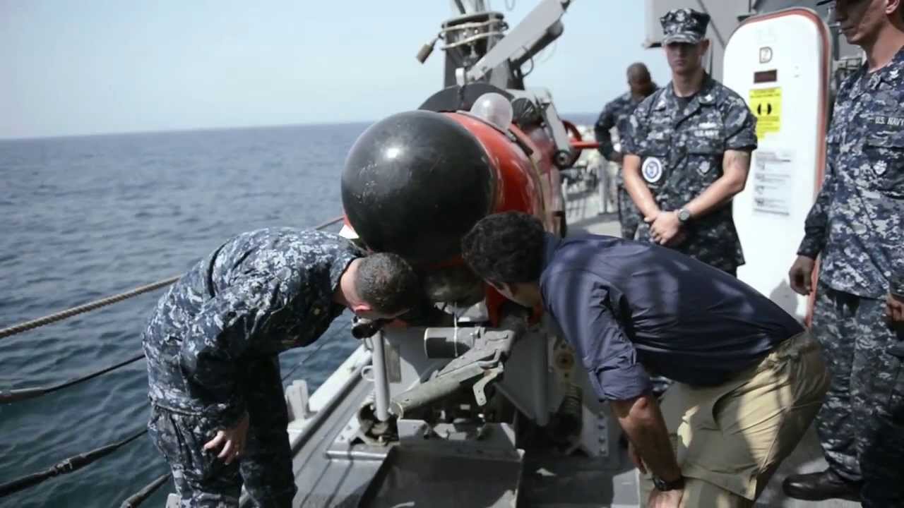 U.S. Navy 5th Fleet In Action 2013