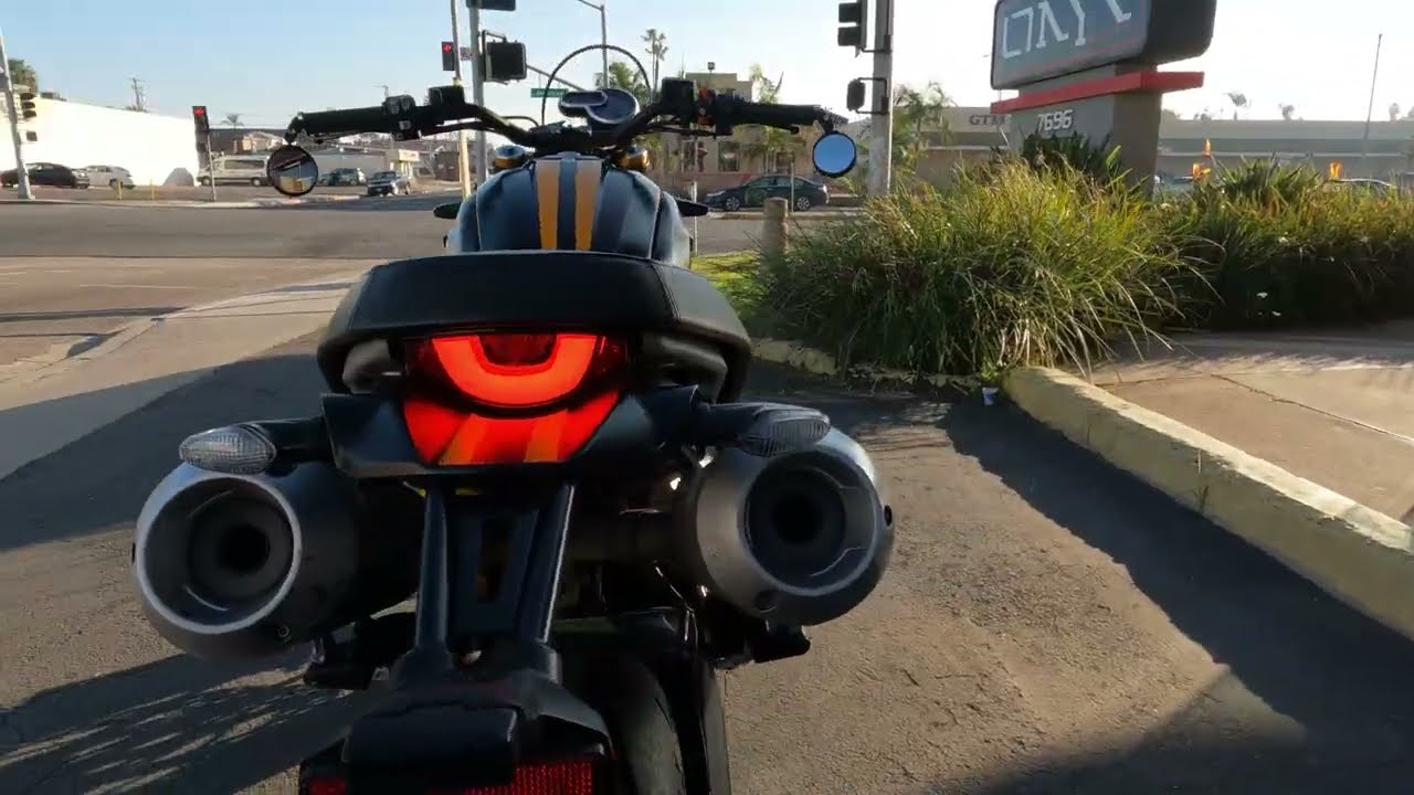 2019 Ducati Scrambler 1100 Sport | Walk Around, Start-Up & Sound Clip