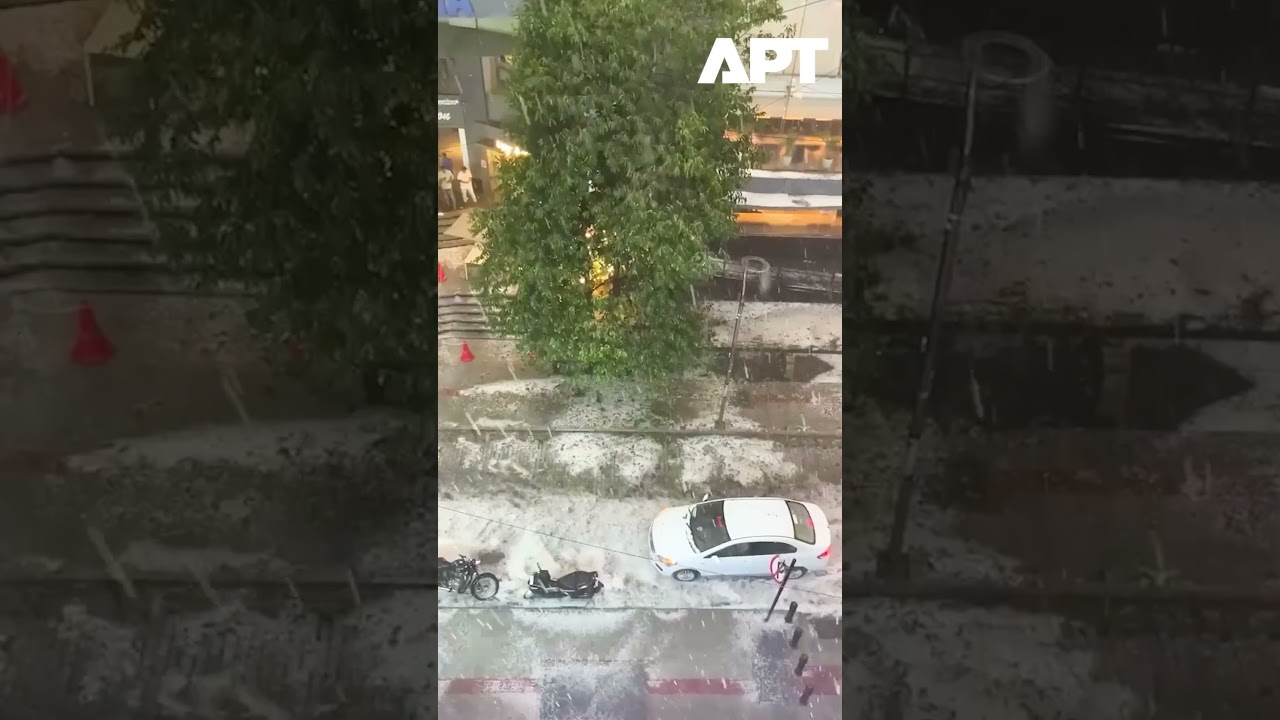Deadly Rain And Hailstorm Hit Bengaluru, Flood Streets And Break Records | APT