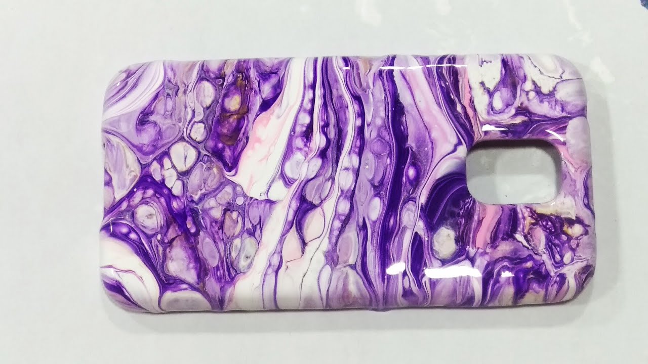 Acrylic pouring: DIY Mobile phone case with your own one of a kind pattern. Fluid Art