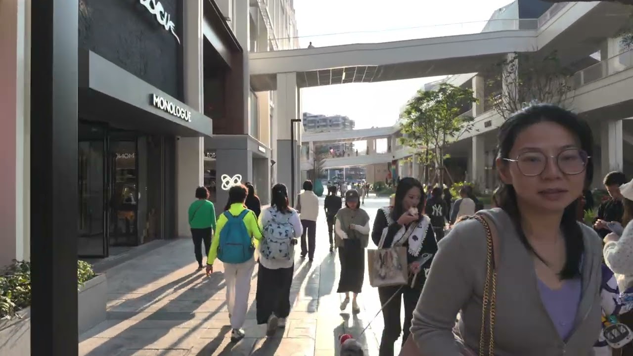 Inside Guangzhou’s Taikoo Li 🇨🇳 | China’s Trendiest Shopping Destination 4K