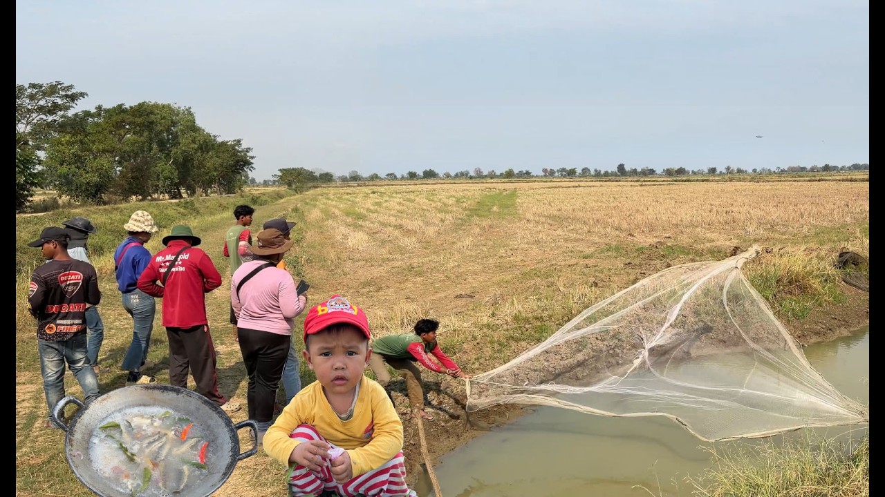 បង់ត្រីតាមកូនថ្លុកធ្វើម្ហូប វាលស្រែ ត្រីធម្មជាតិ / Lii Xii CC - លី ស៊ីស៊ី