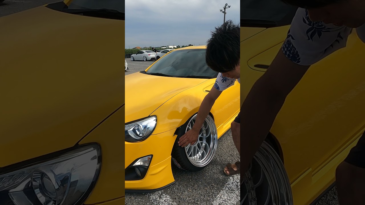 タイヤにラベル付けるヤツ　