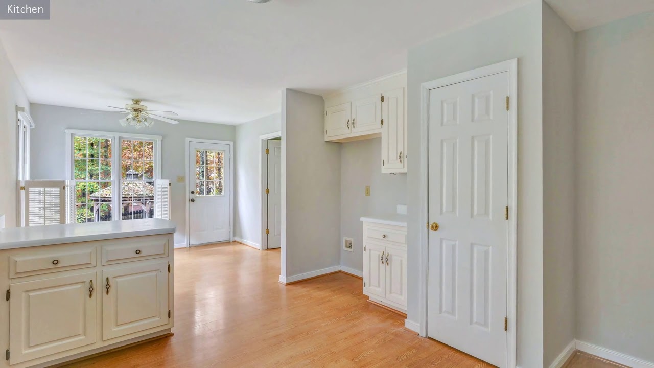 965 Eastwood Ridge Ct, Moseley VA 23120, USA