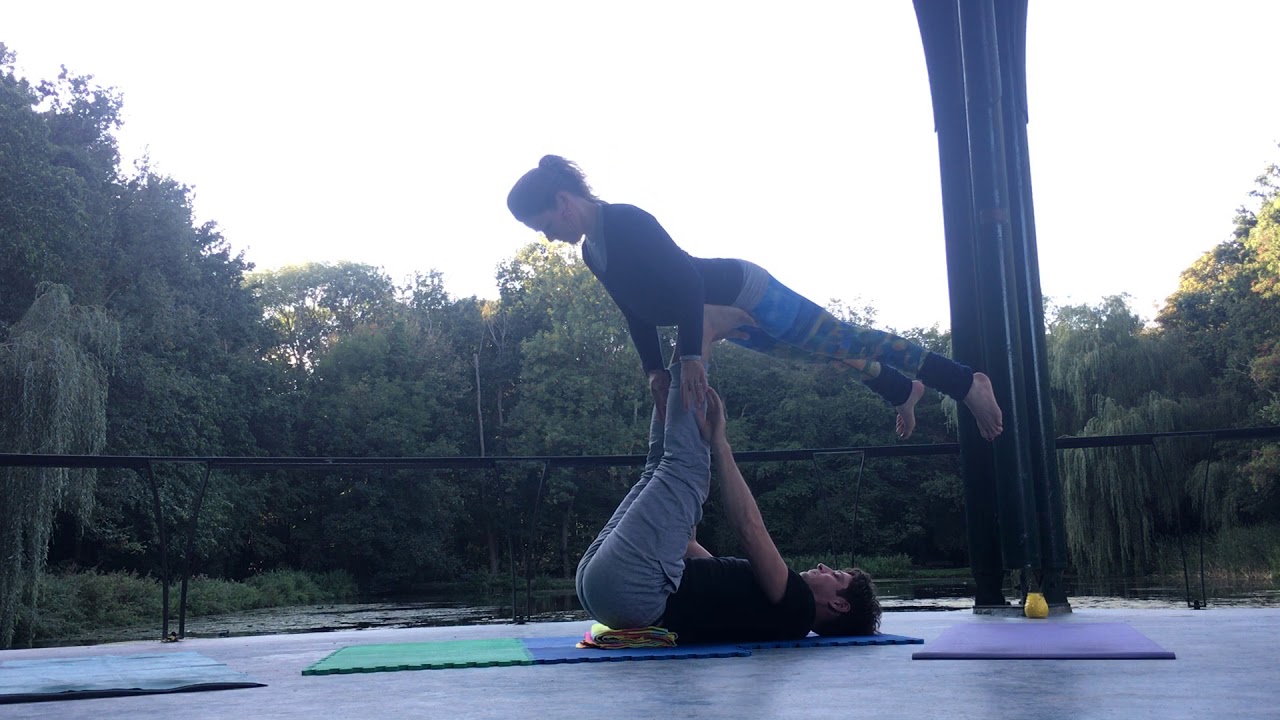 AcroYoga Trapdoor