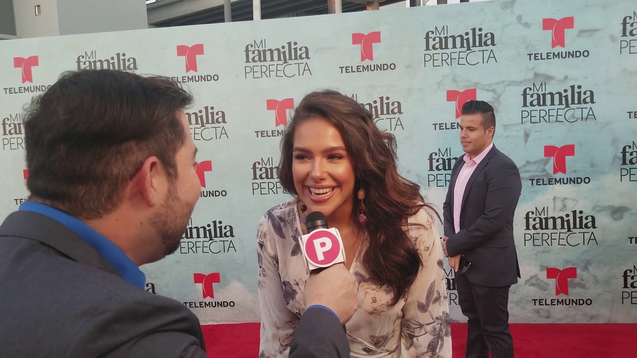 Mi Familia Perfecta red carpet | Michelle De Andrade