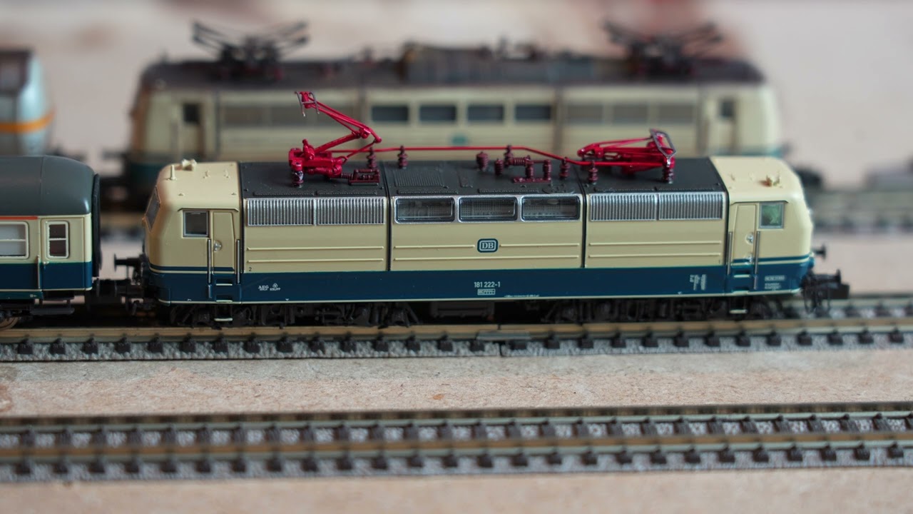 3 Amazing new Arnold locos HN 2491S - HN2492S - HN2493S DB BR181 DCC Sound in both (D) + (E)