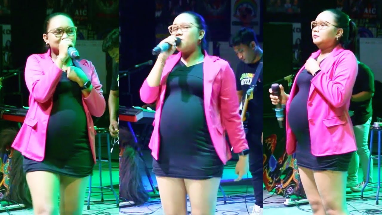 Penyanyi dangdut hamil