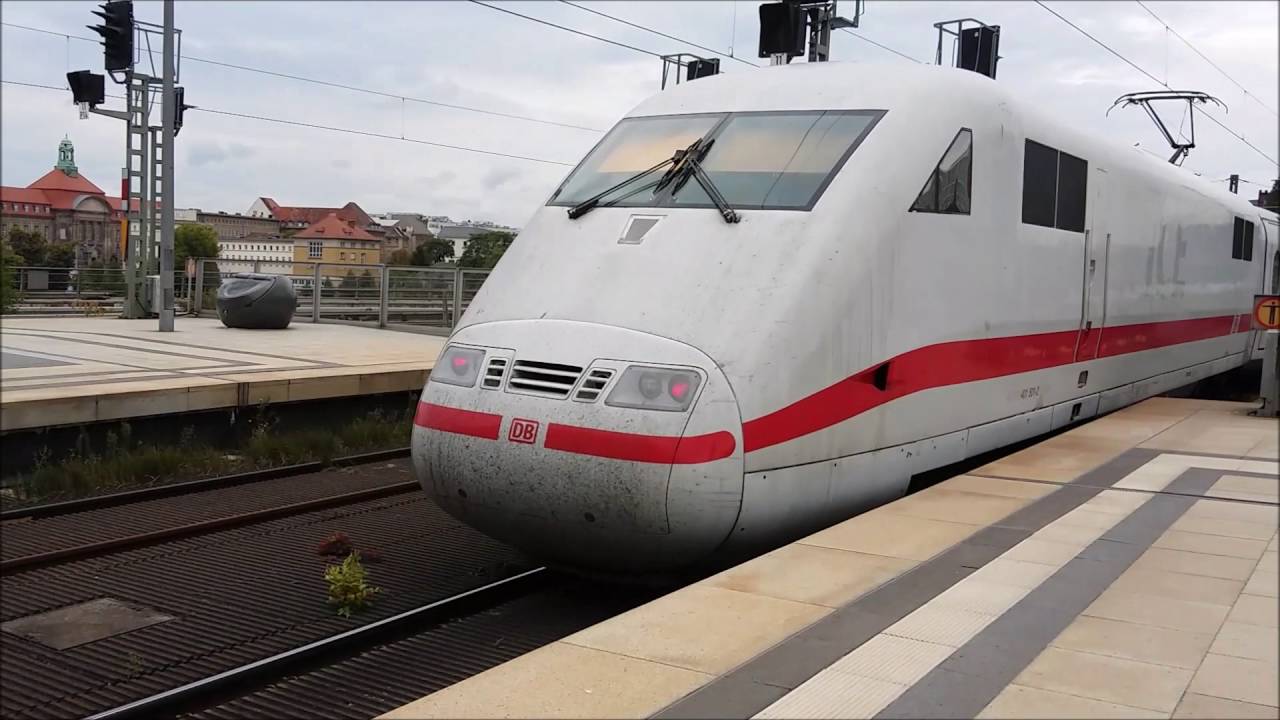 Züge in Berlin Hbf mit Berlin Warszawa Express, EC nach Prag, CNL und vieles mehr