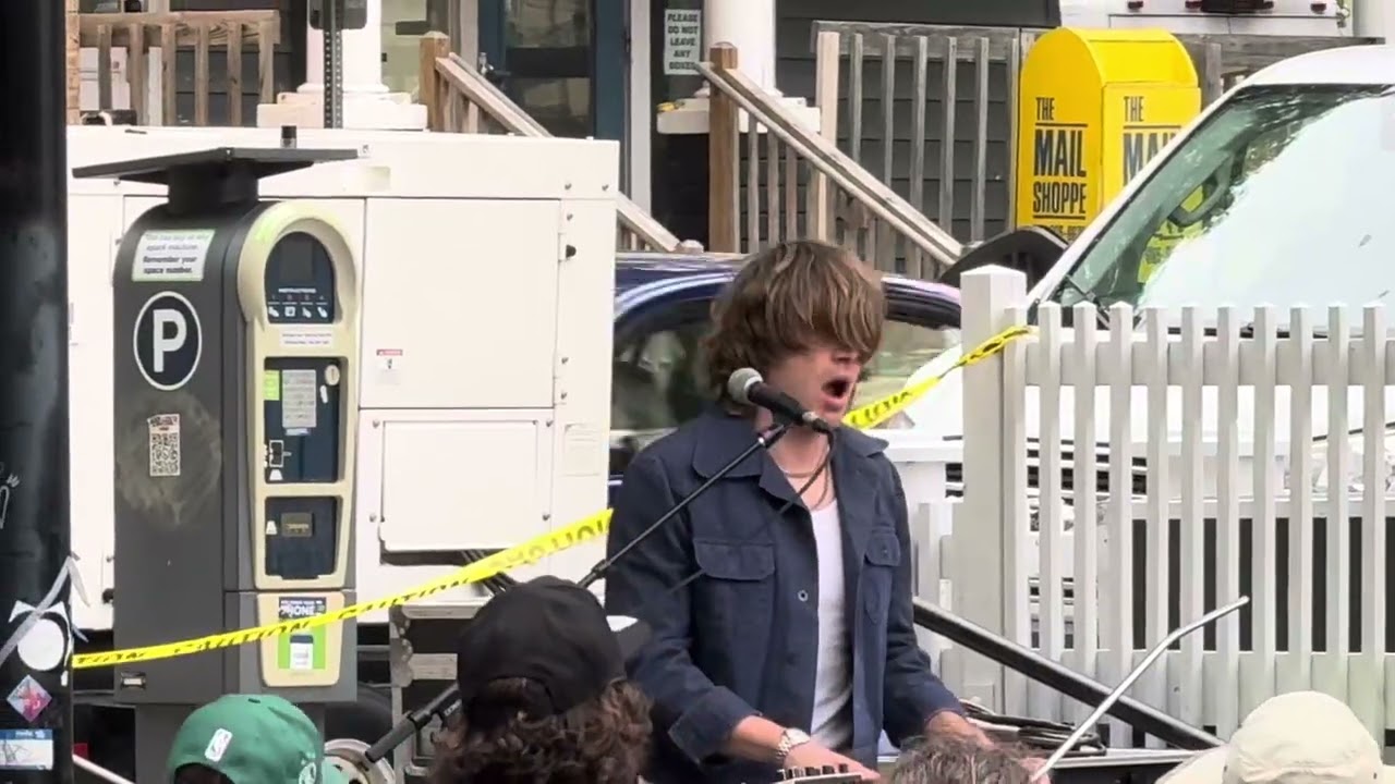 Neal Francis - Don’t know name of song - Live at Sonic Lunch Liberty Plaza in Ann Arbor, MI 8-21-25