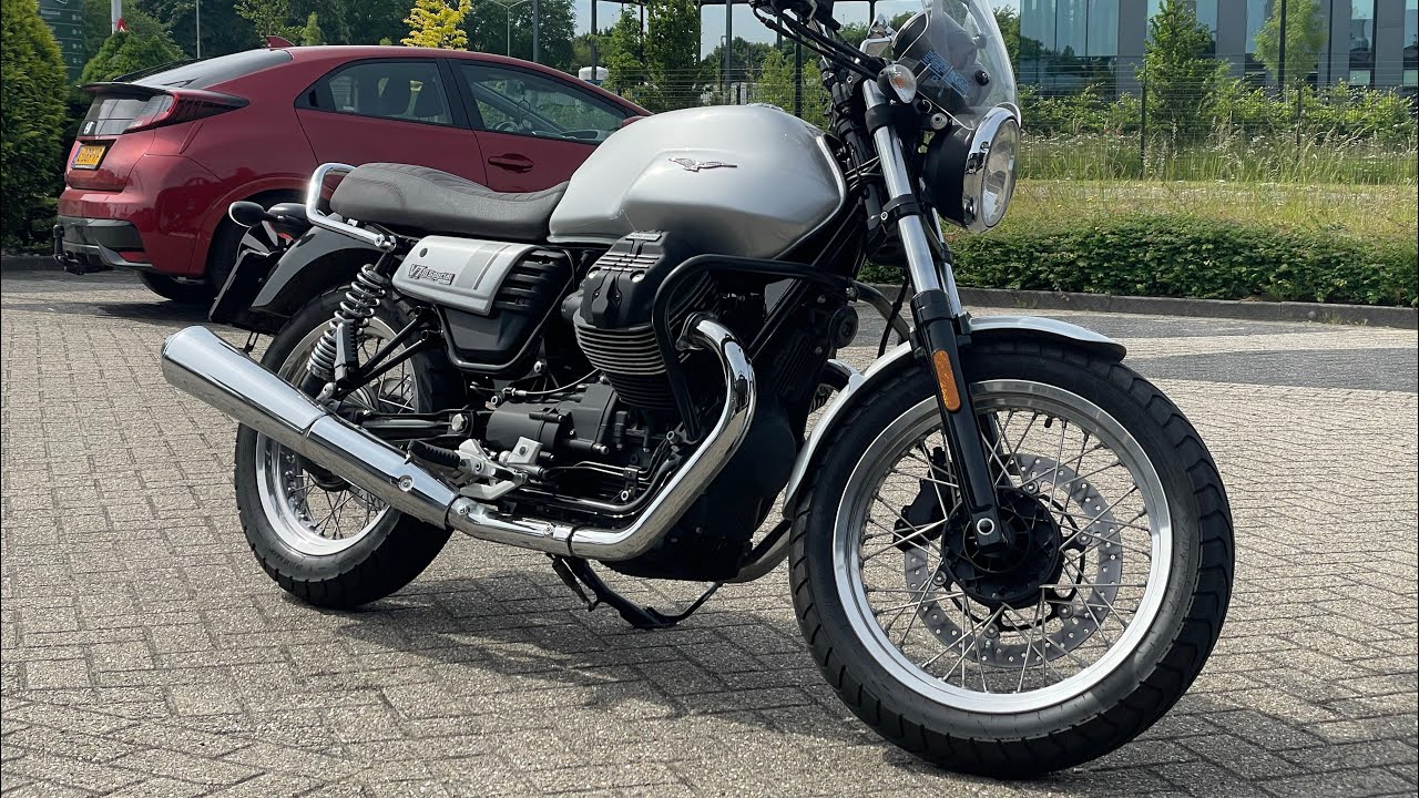 Moto Guzzi V7 III Special - Test drive