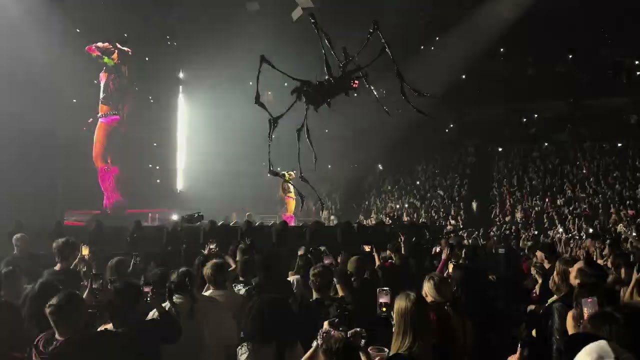 Doja Cat Live - Demons - December 8th, 2023