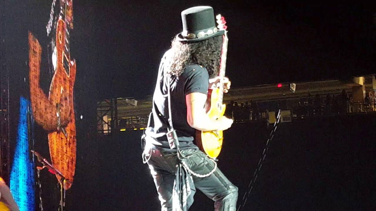 Guns n Roses - Its So Easy - 2016 Live Detroit, Ford Field - Opening Song