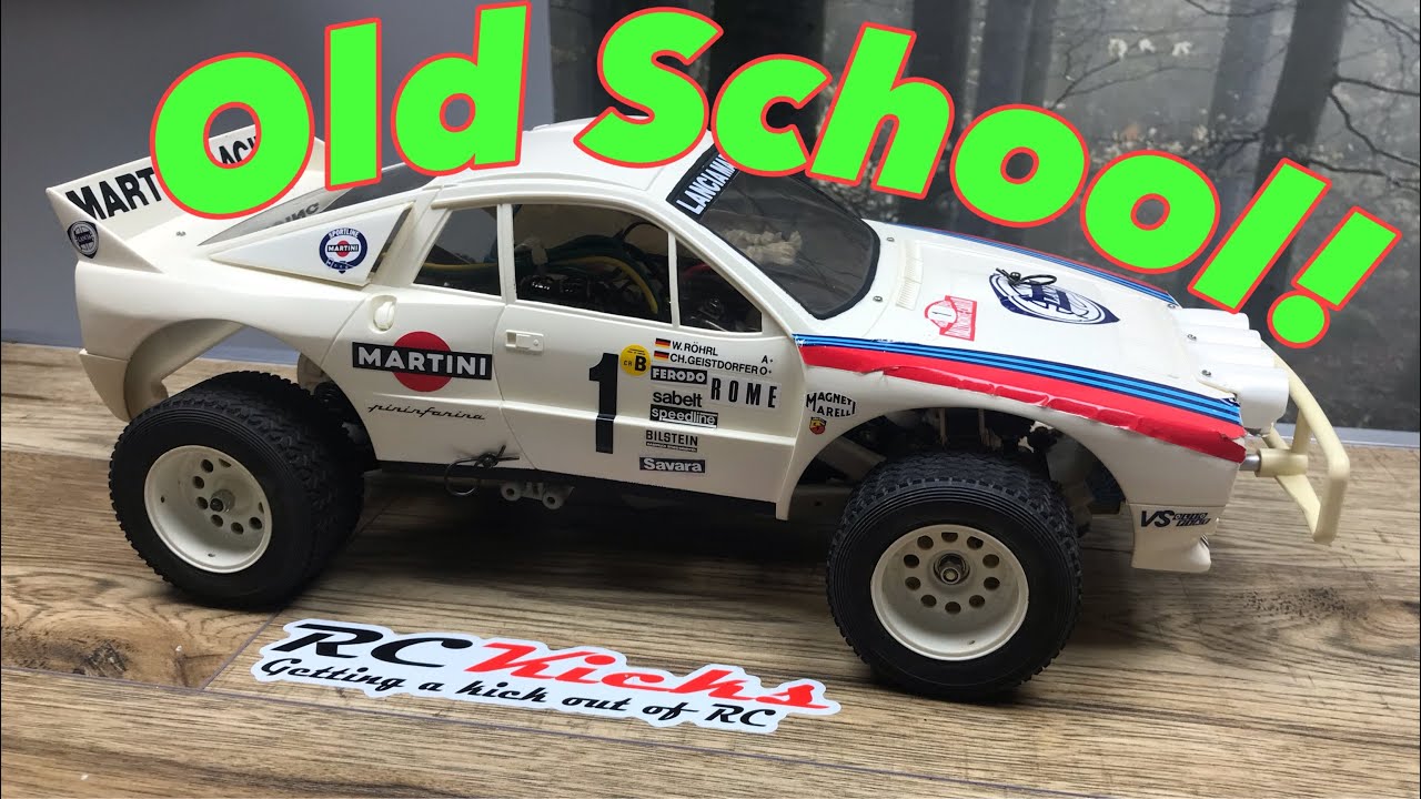 Введение в винтажную радиоуправляемую модель автомобиля Tamiya Lancia Rally 58040.