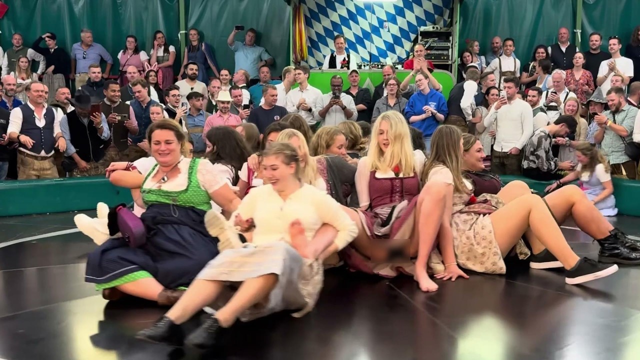 BEAUTIES on the Devil's wheel Teufelsrad OKTOBERFEST 2025 Part 23