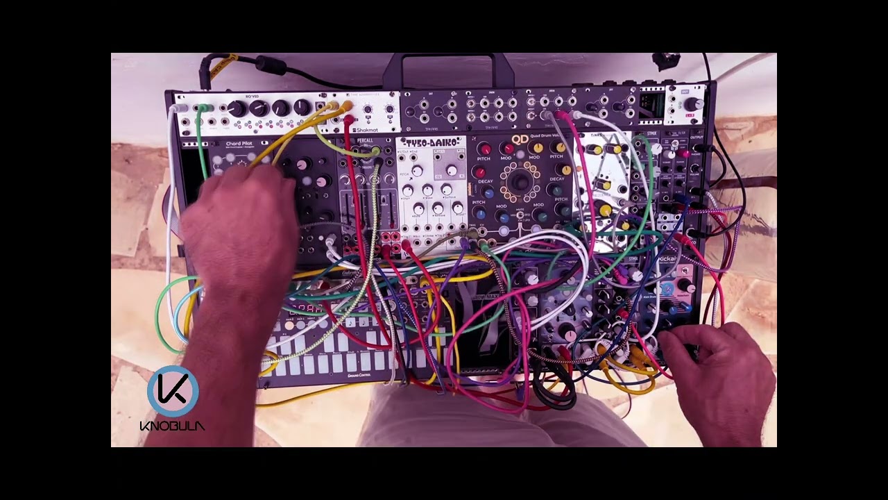 More Knobula poolside techno from the Balearic Islands