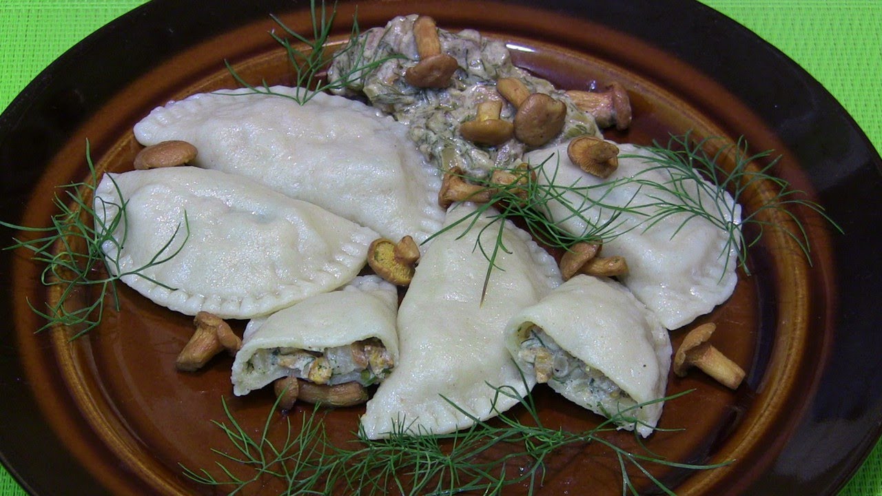 Pierogi z kurkami - przepis na ciasto i farsz