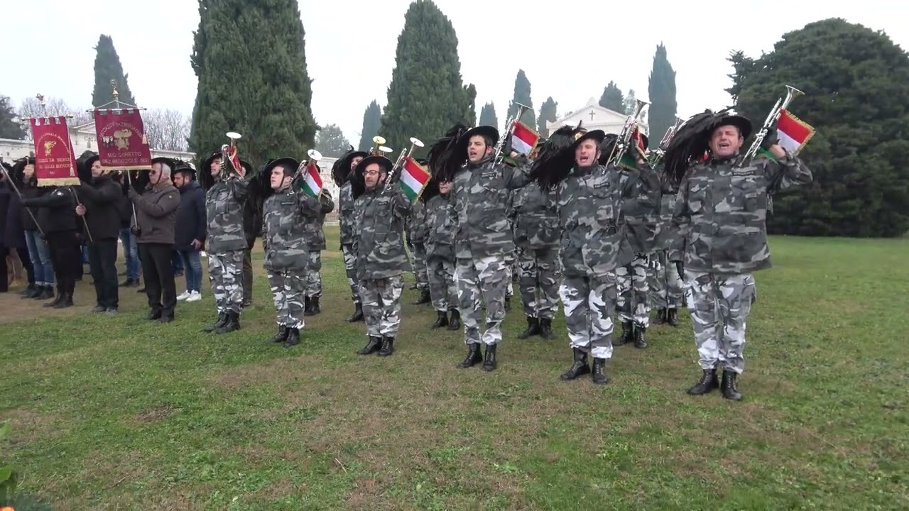 SALUTO AD ALEX E GIAN DELLA FANFARA BERSAGLIERI A. CARETTO DI BEDIZZOLE