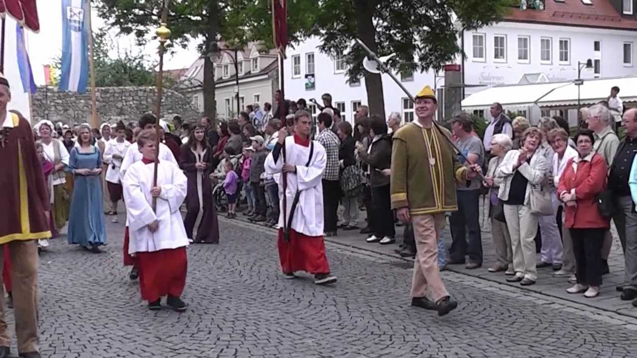 Historischer Umzug in Gundelfingen am 3. Juni 2012